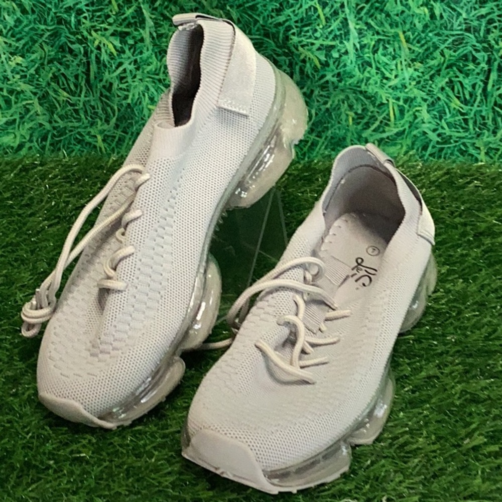 Lasheelah tennis shoes